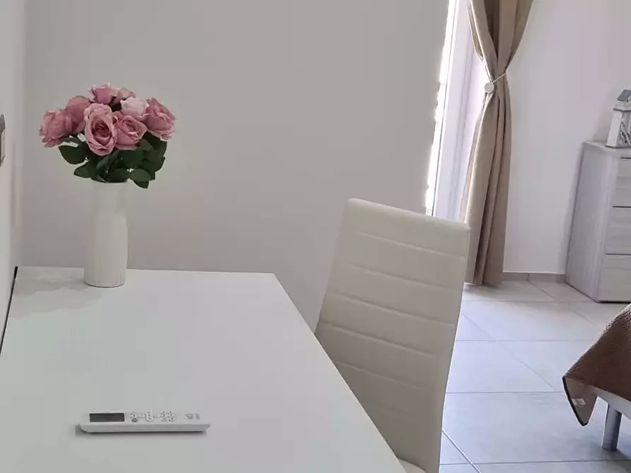 Immagine 5 di Camera in affitto  in Via dei Tribunali268 a Napoli