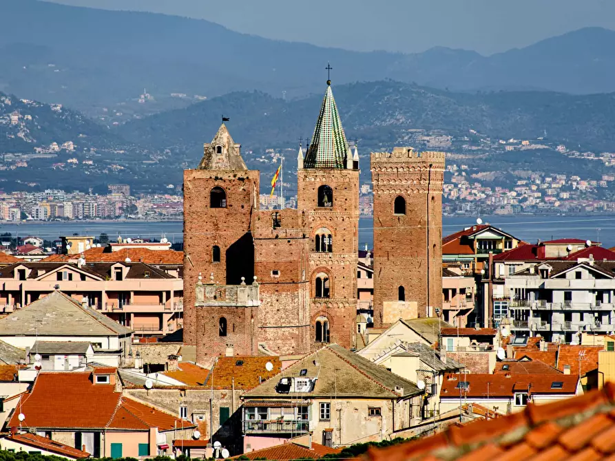 Immagine 26 di Appartamento in affitto  in Via Pisa1 a Albenga