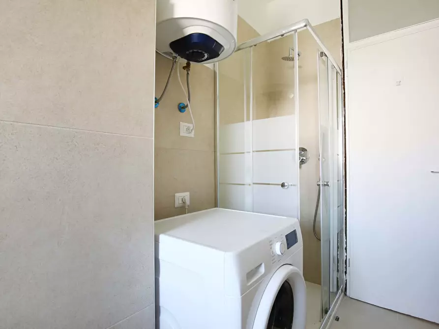 Immagine 25 di Camera in affitto  in Via Benjamin Constant6 a Milano