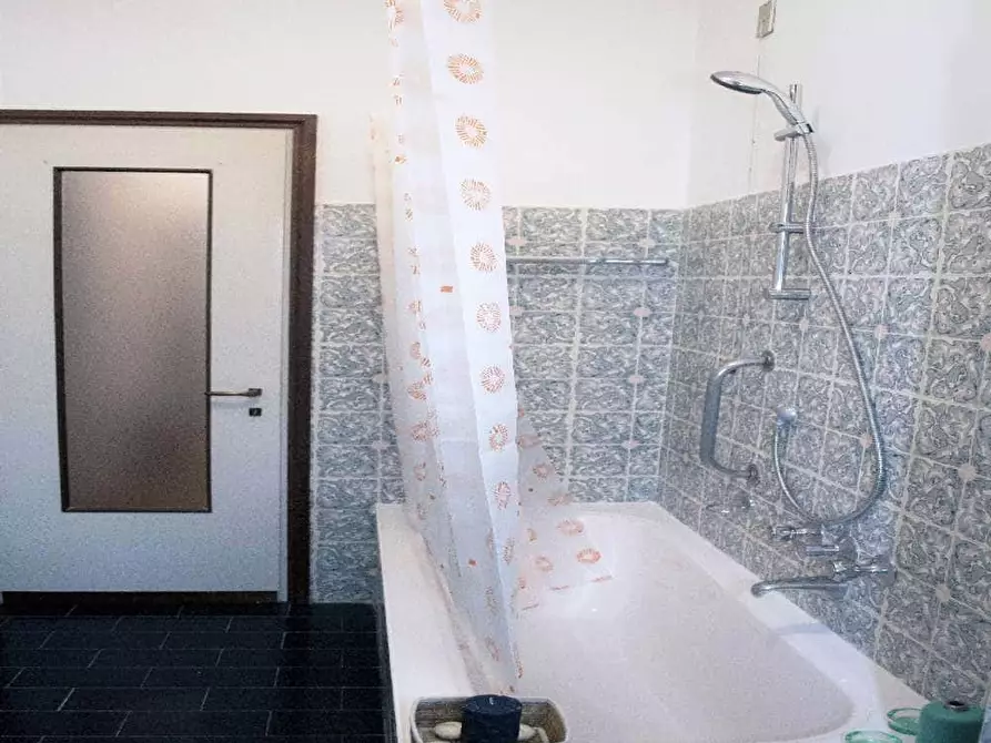 Immagine 24 di Camera in affitto  in Via Andrea Costa11 a Milano