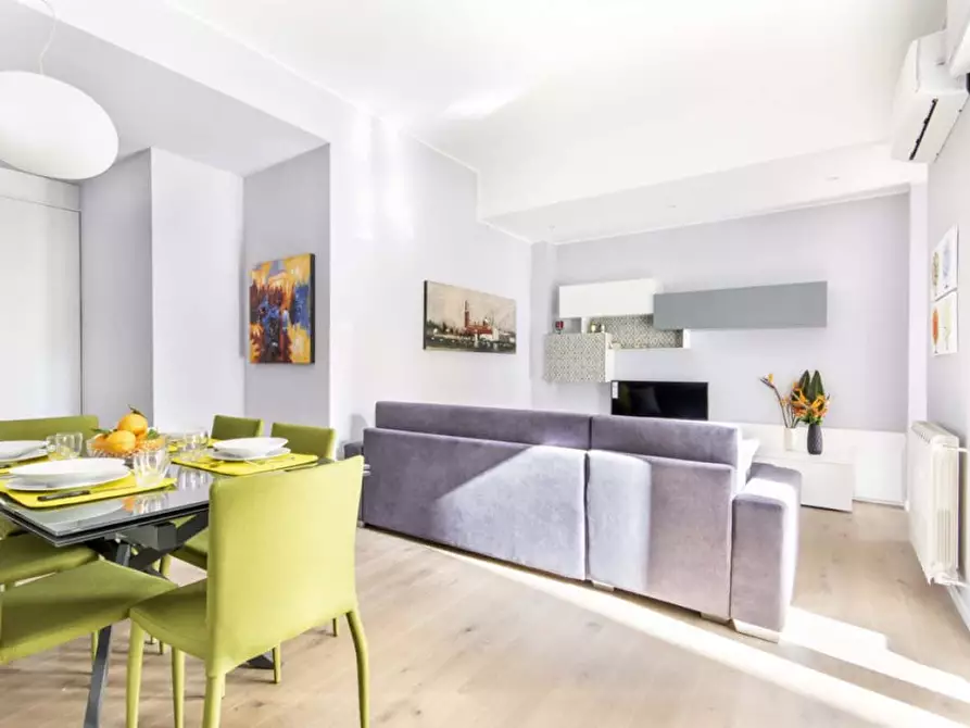 Immagine 14 di Appartamento in affitto  in Via Emanuele Notarbartolo46 a Palermo