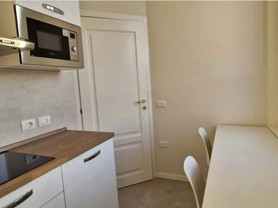 Immagine 10 di Appartamento in affitto  in Via Giuseppe Massarenti2 a Bologna