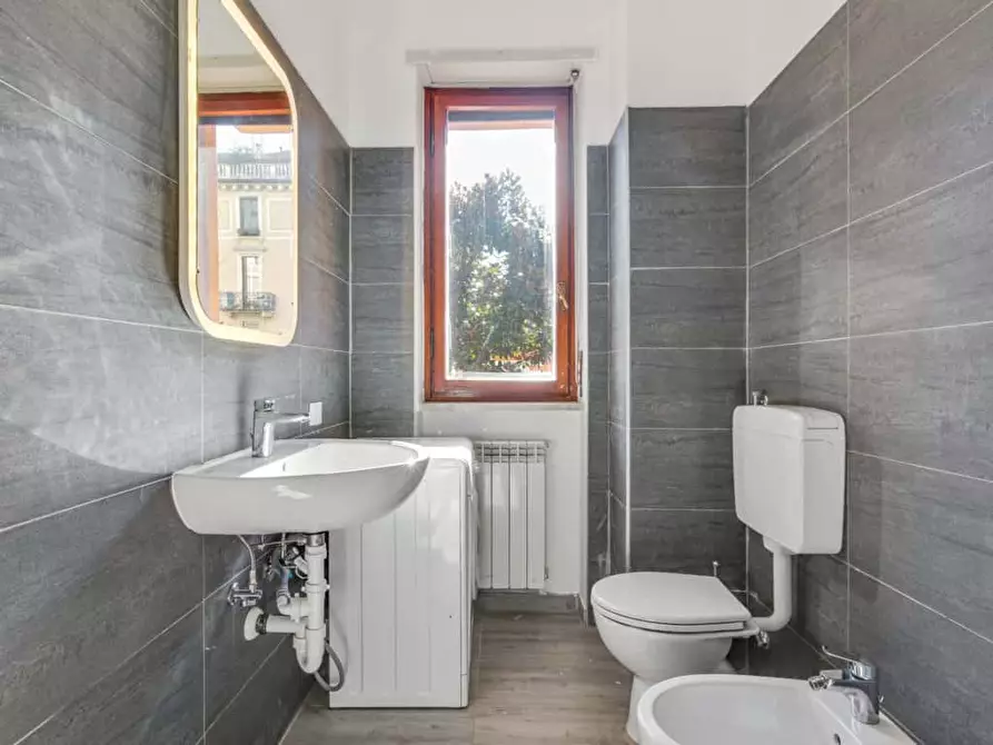 Immagine 11 di Camera in affitto  in Via Orti29 a Milano