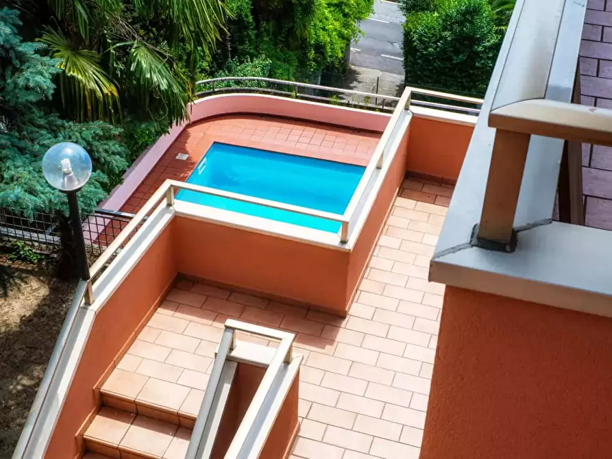 Immagine 12 di Appartamento in affitto  in Via Bellinzona55 a Como