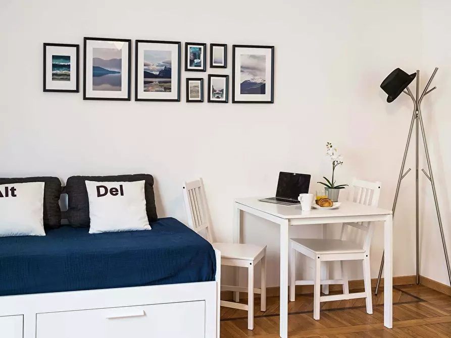 Immagine 4 di Camera in affitto  in Corso Massimo d'Azeglio78 a Torino