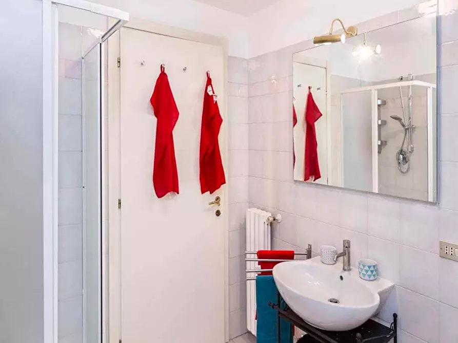 Immagine 19 di Camera in affitto  in Viale Monte Santo8 a Milano