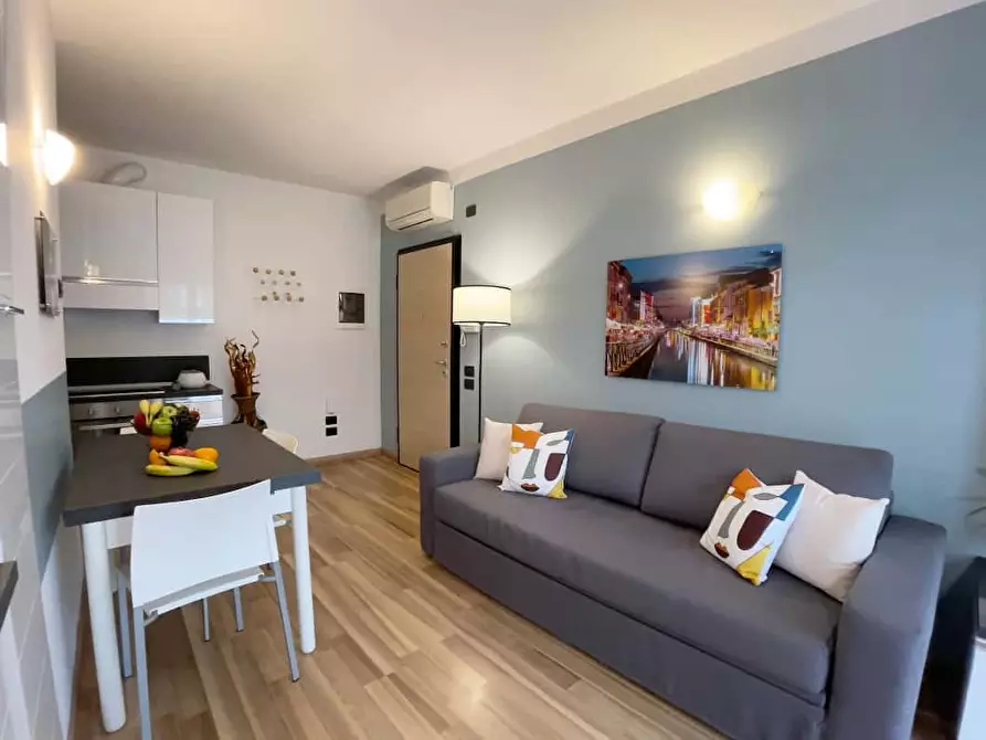 Immagine 1 di Appartamento in affitto  in Via Giuseppe Candiani a Milano