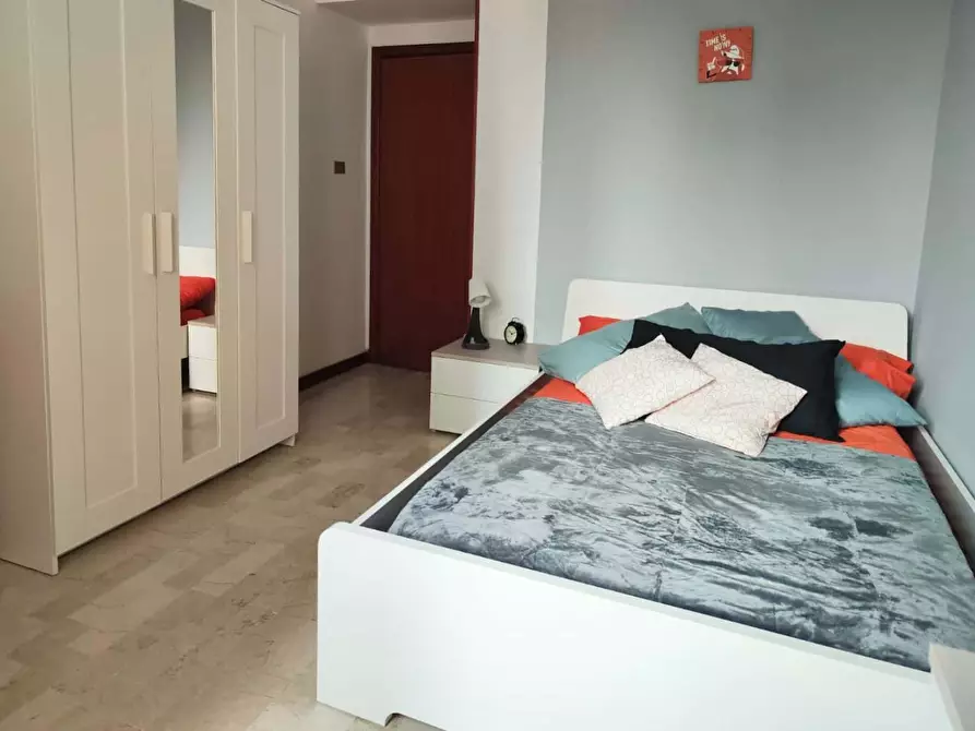 Immagine 1 di Camera in affitto  in Via della Barca45 a Bologna