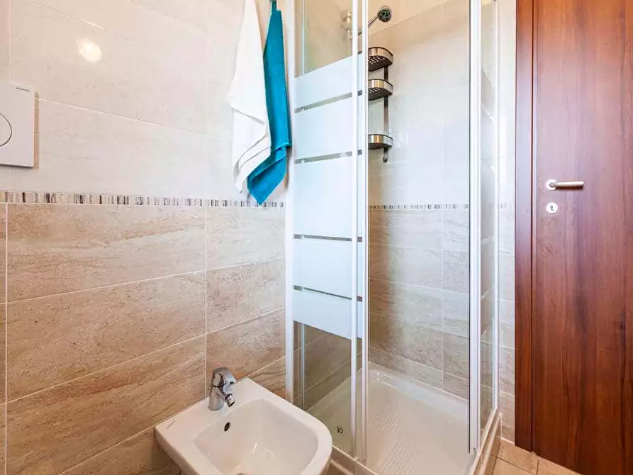 Immagine 22 di Camera in affitto  in Via Giuseppe Regaldi19 a Milano