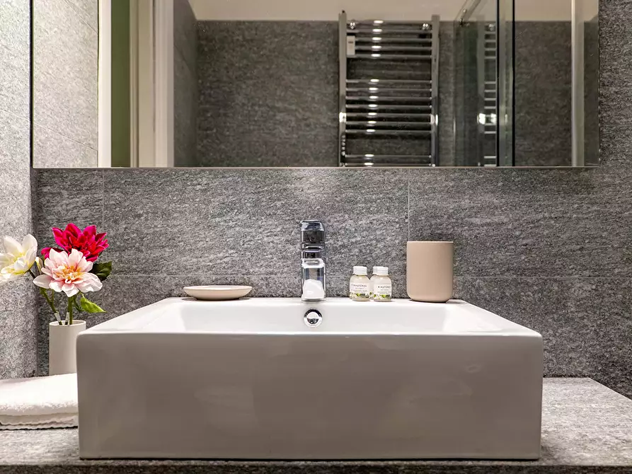 Immagine 52 di Appartamento in affitto  in Via dell'Unione a Milano