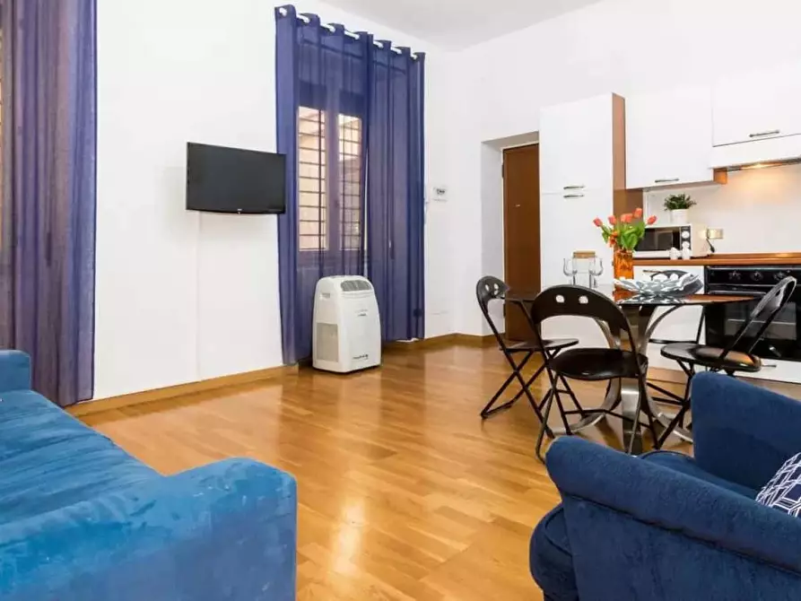 Immagine 13 di Appartamento in affitto  in Via Giuseppe Mazzini a Milano