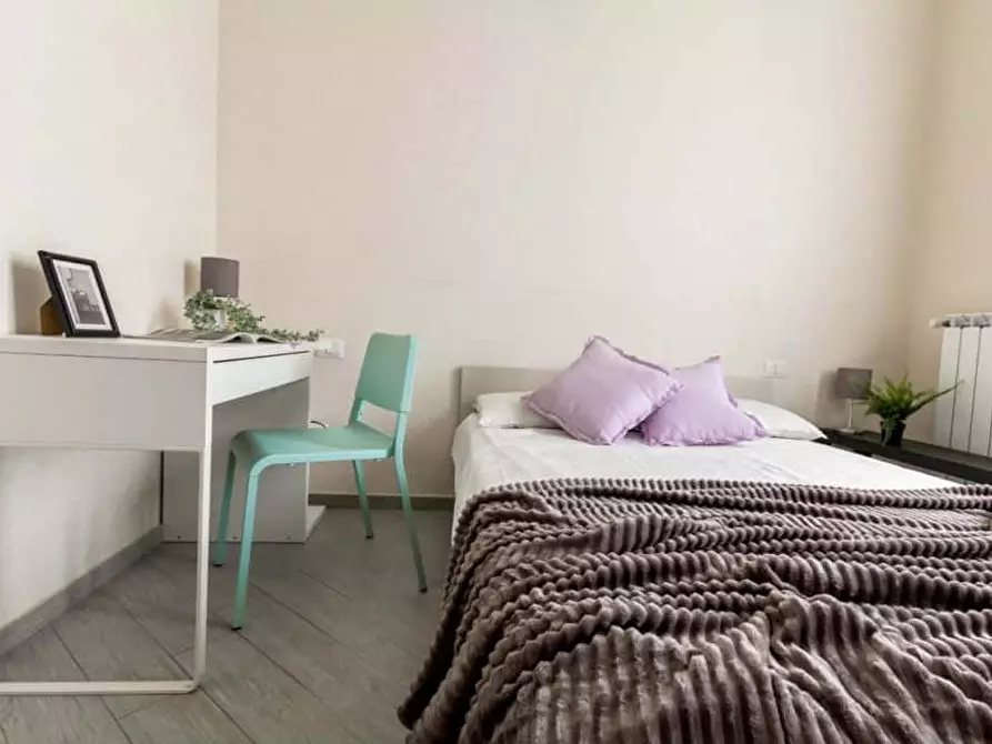 Immagine 5 di Camera in affitto  in Via Giovanni Pezzotti44 a Milano