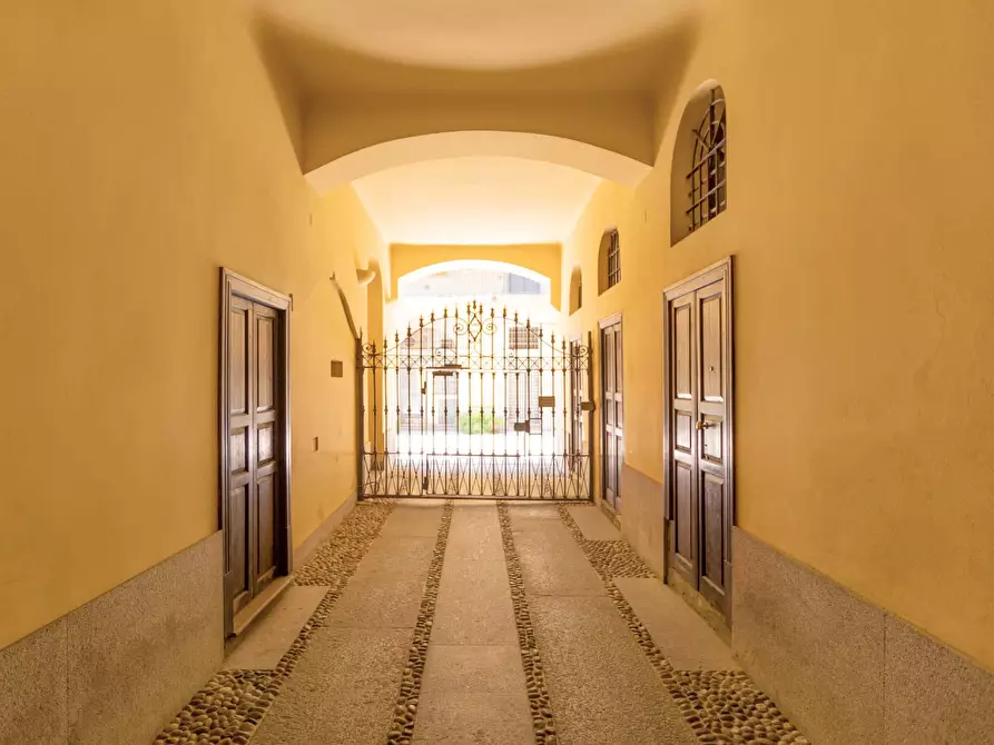 Immagine 26 di Appartamento in affitto  in Via Bramante1 a Milano