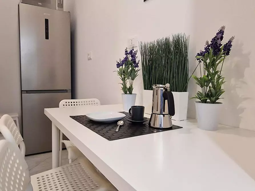 Immagine 12 di Camera in affitto  in Via in Selci54 a Roma