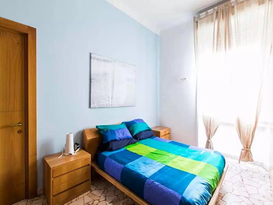 Immagine 5 di Camera in affitto  in Viale Edoardo Jenner64 a Milano