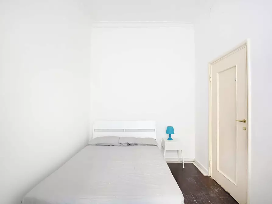 Immagine 2 di Camera in affitto  in Via Raimondo Franchetti3 a Milano