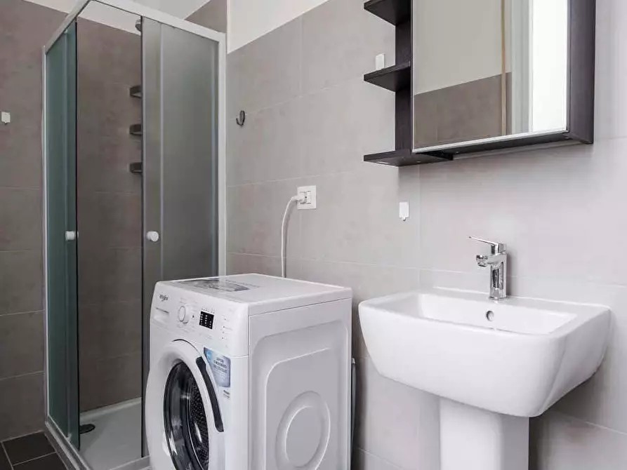 Immagine 29 di Camera in affitto  in Via delle Belle Arti21 a Bologna