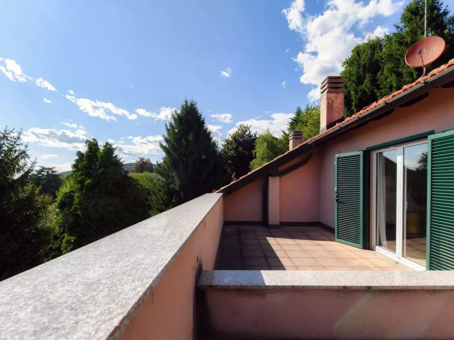 Immagine 44 di Appartamento in affitto  in Via Belvedere10 a Bizzarone