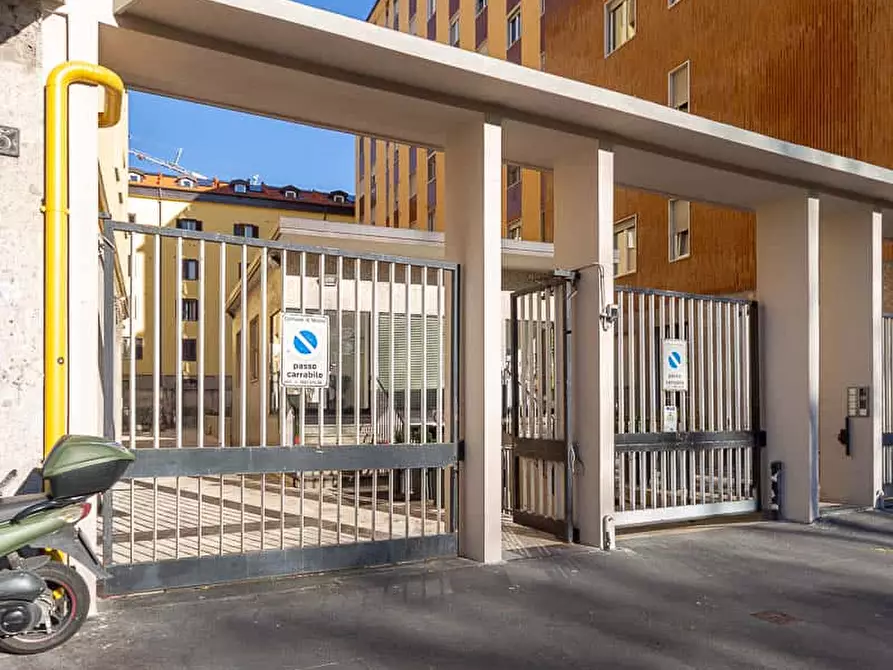 Immagine 58 di Appartamento in affitto  in Via Salasco5 a Milano