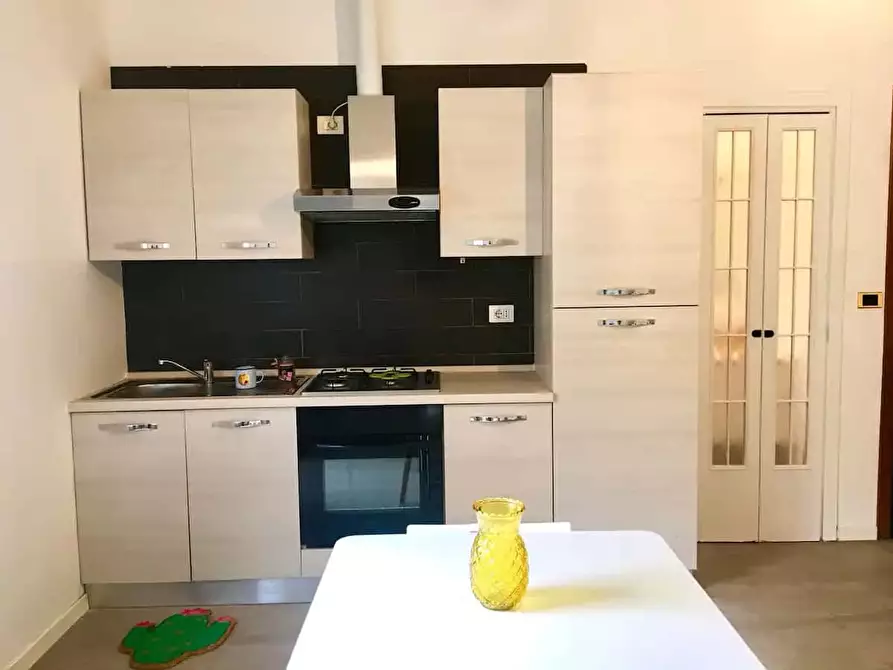 Immagine 12 di Appartamento in affitto  in Via Morazzone1 a Milano