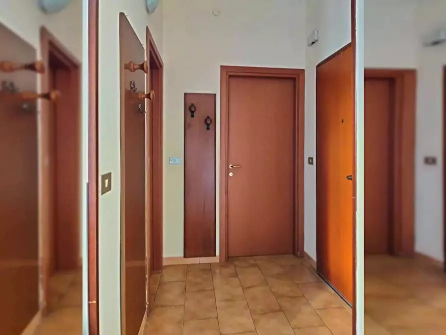 Immagine 5 di Appartamento in affitto  in Via Caccialepori16 a Milano