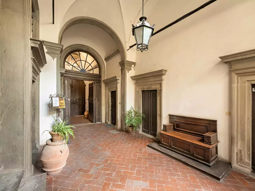 Immagine 35 di Appartamento in affitto  in Via dei Benci a Firenze