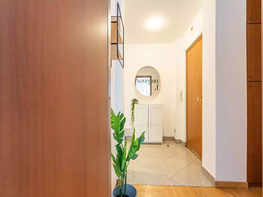 Immagine 32 di Camera in affitto  in Via Novegno1 a Milano