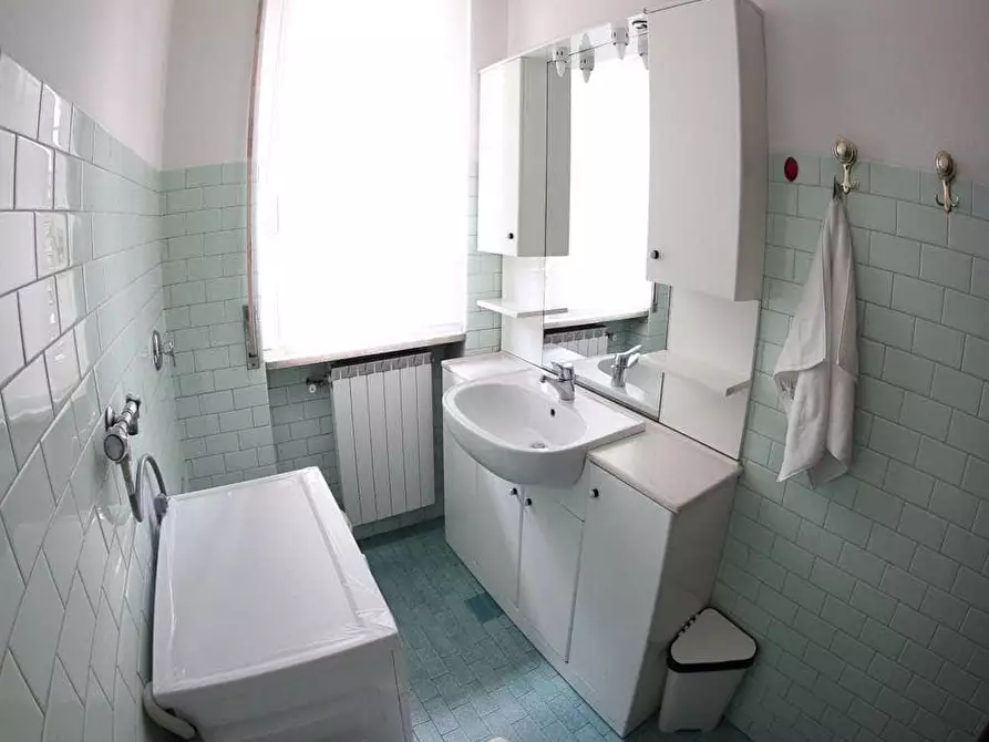 Immagine 4 di Camera in affitto  in Via dei Ciclamini11 a Milano