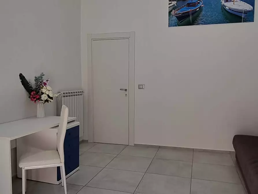 Immagine 8 di Camera in affitto  in Via dei Tribunali268 a Napoli