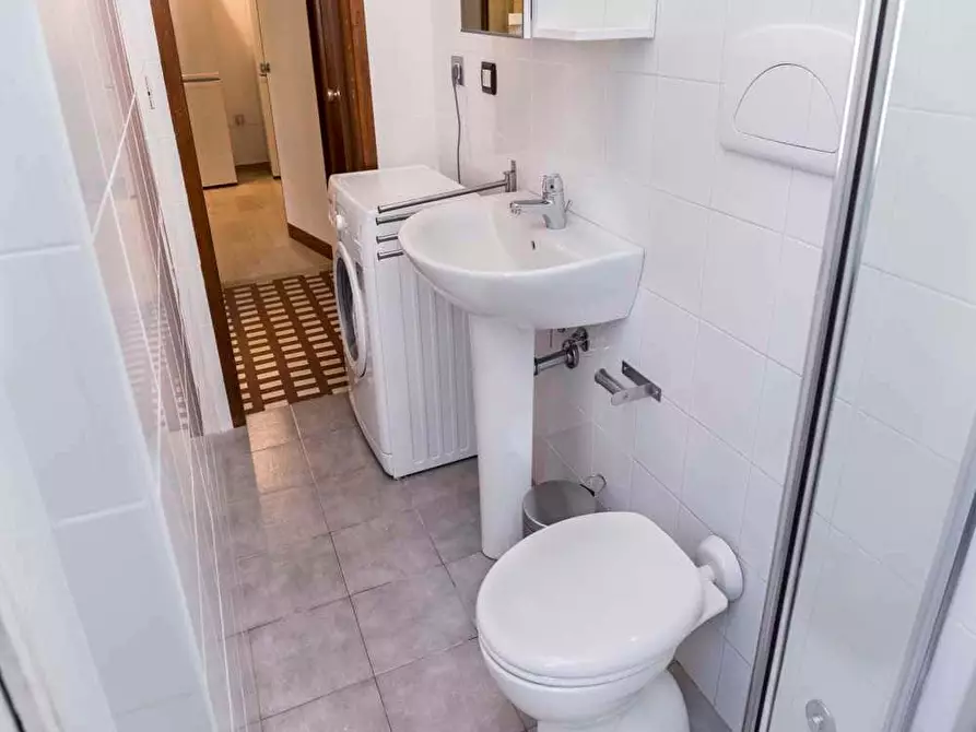 Immagine 33 di Camera in affitto  in Via Giuseppe Frua16 a Milano