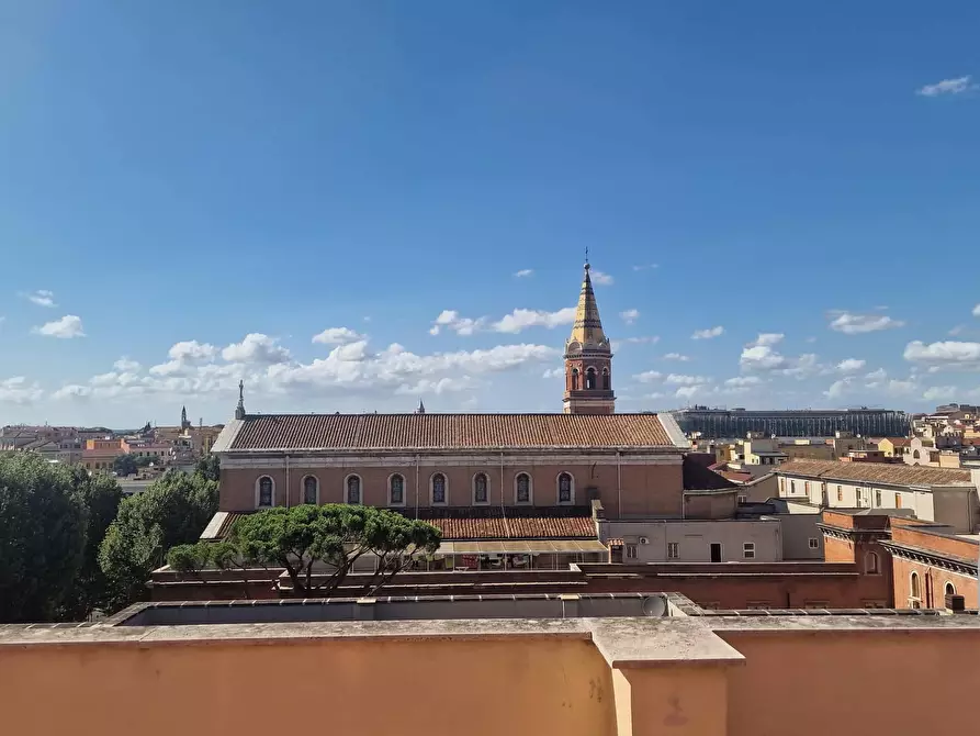 Immagine 15 di Camera in affitto  in Via Aleardo Aleardi12 a Roma