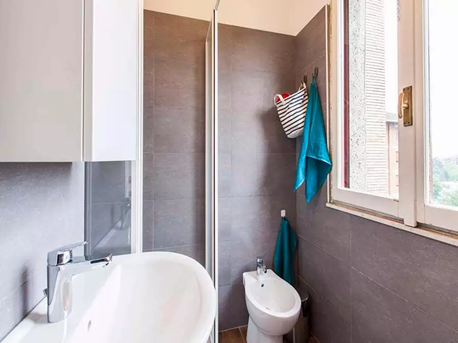 Immagine 12 di Camera in affitto  in Via Salvatore Barzilai9 a Milano