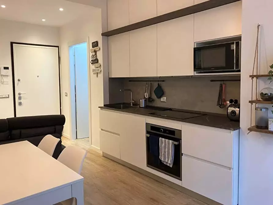 Immagine 5 di Appartamento in affitto  in Viale Monza177 a Milano