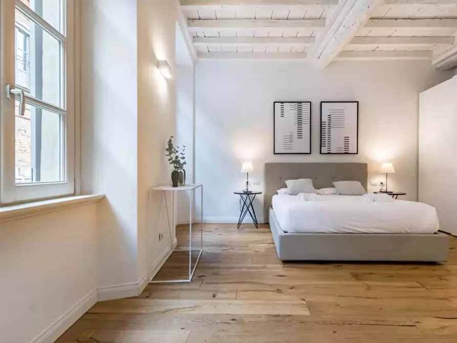 Immagine 15 di Appartamento in affitto  in Via Santa Maria Fulcorina a Milano