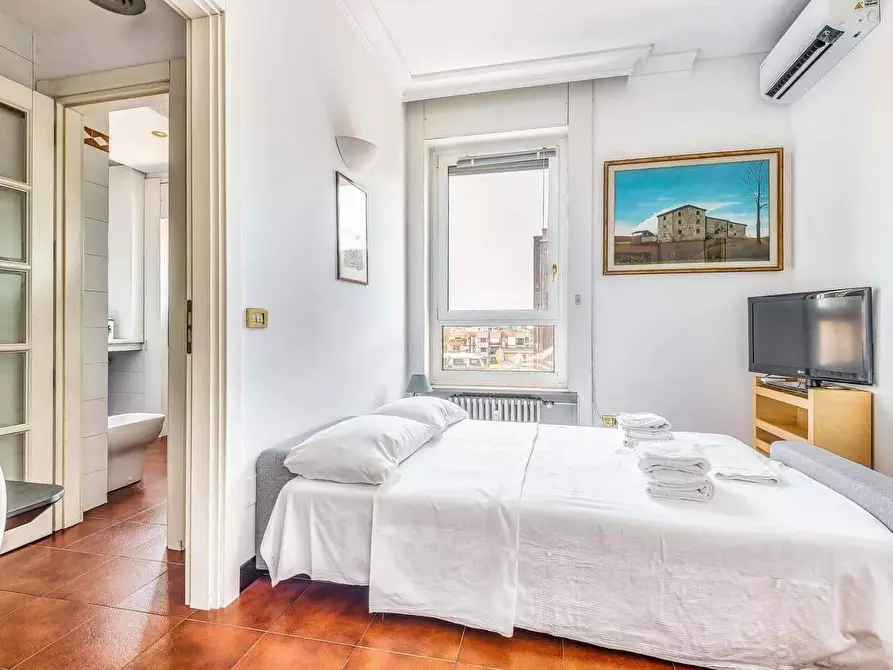 Immagine 8 di Appartamento in affitto  in Via Monte Rosa13 a Milano