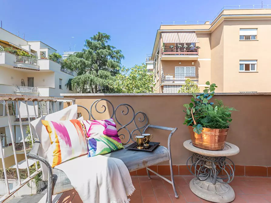 Immagine 29 di Appartamento in affitto  in Via Genserico Fontana5 a Roma