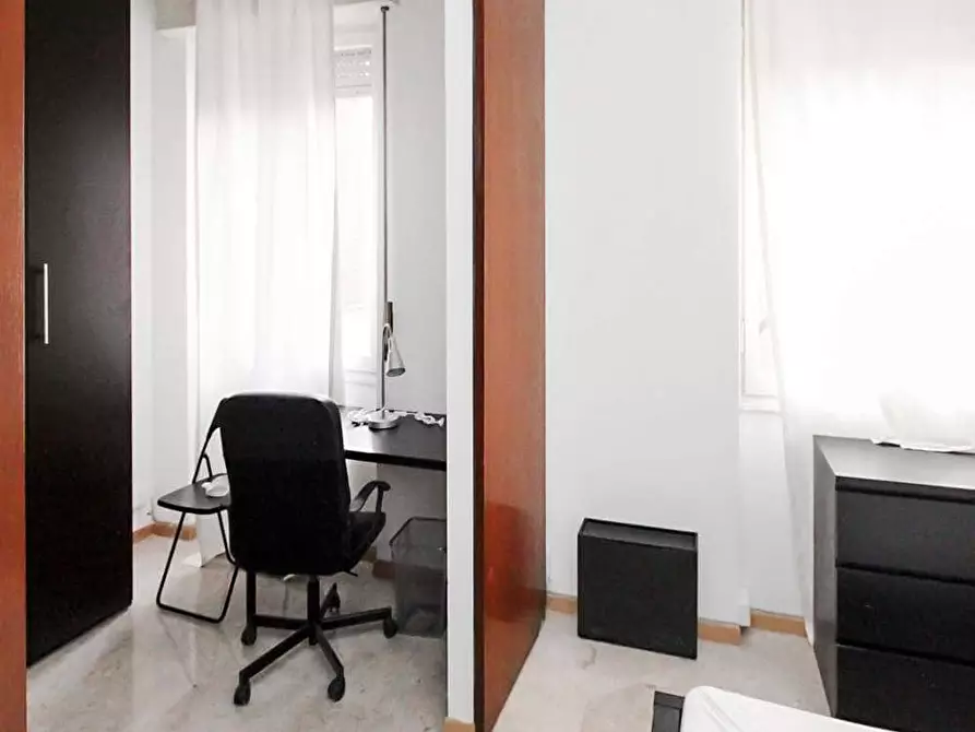 Immagine 3 di Camera in affitto  in Via Bartolomeo D'Alviano11 a Milano