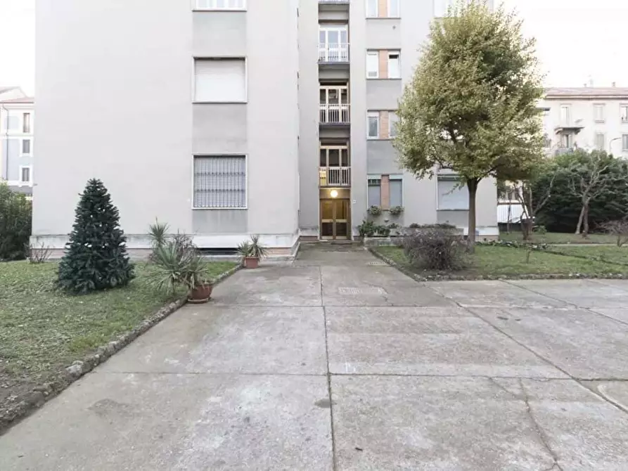 Immagine 42 di Appartamento in affitto  in Via Ruggero Bonghi21 a Milano