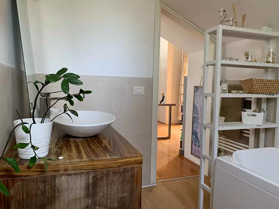 Immagine 10 di Appartamento in affitto  in Via Sisto Scaglia3 a Roma