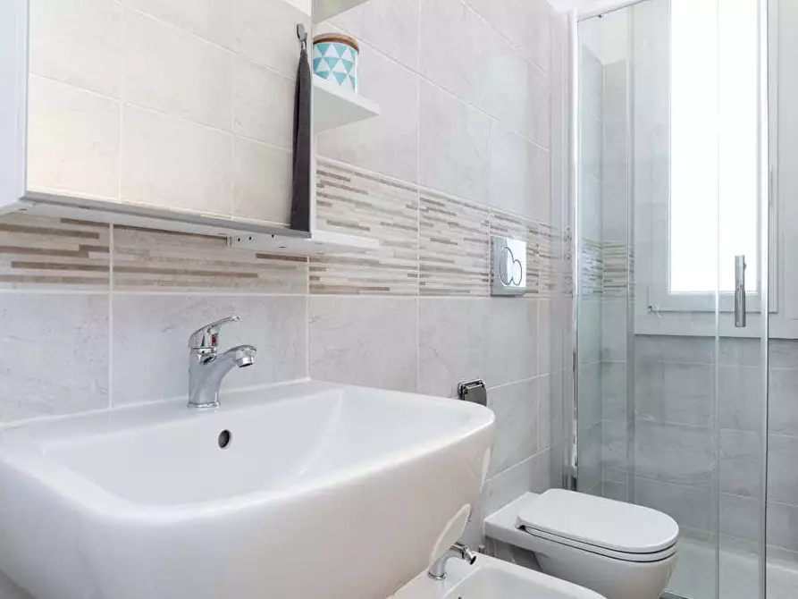 Immagine 14 di Camera in affitto  in Via Ferrante Aporti52 a Milano