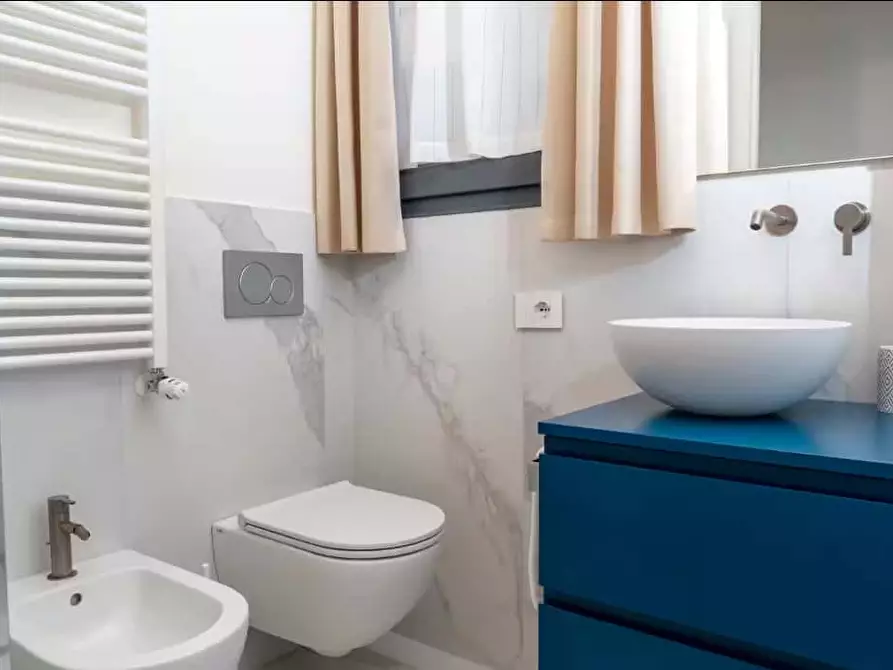 Immagine 9 di Appartamento in affitto  in Via Melzo28 a Milano