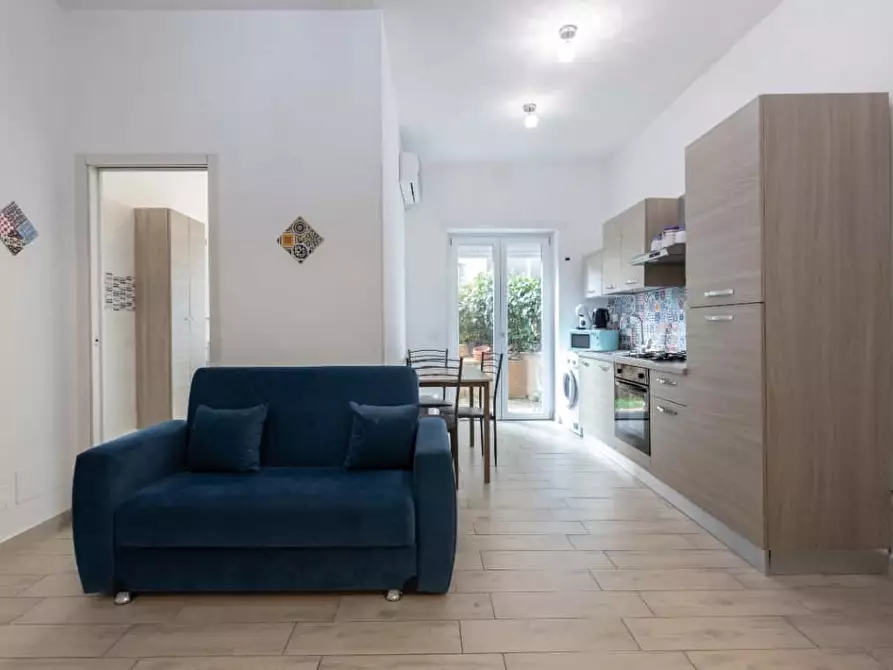 Immagine 3 di Appartamento in affitto  in Via Pietro Adami36 a Roma