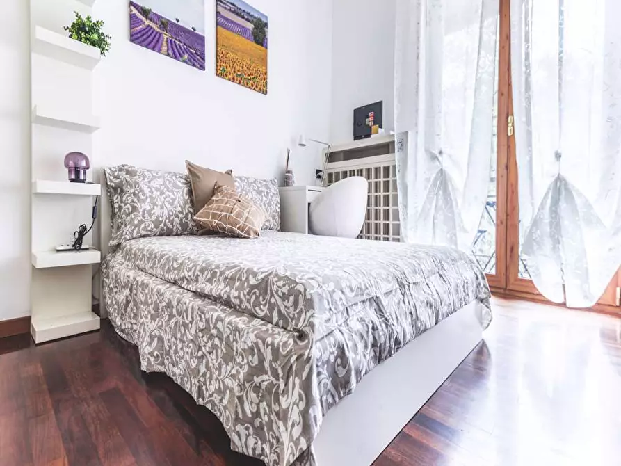 Immagine 6 di Camera in affitto  in Via Ippodromo9 a Milano