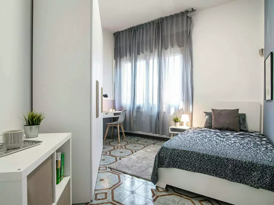 Immagine 1 di Camera in affitto  in Via Silvio Trentin a Venezia