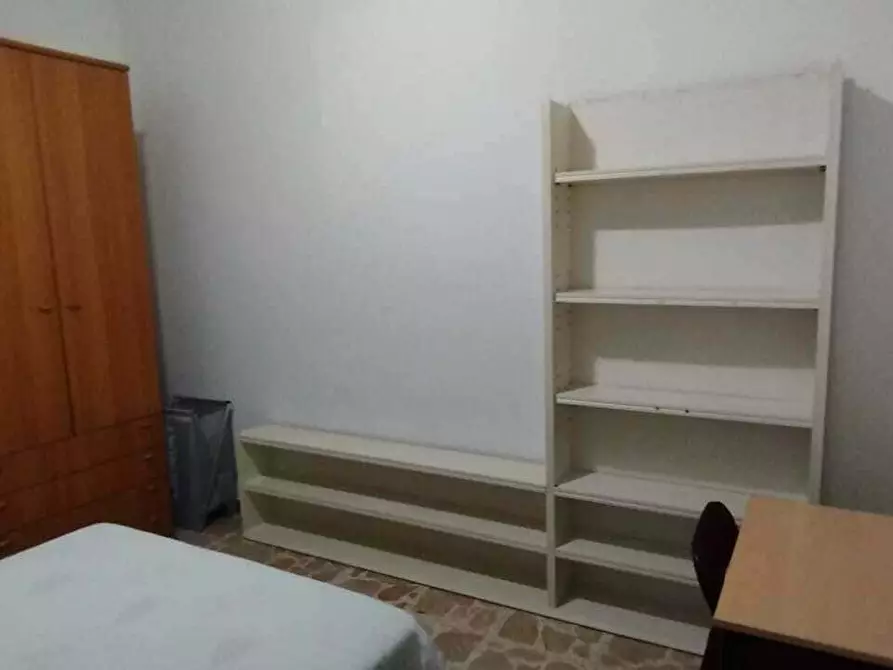 Immagine 2 di Camera in affitto  in Via Carlo Felice3 a Sassari