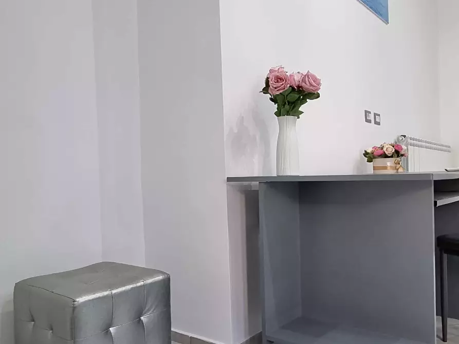 Immagine 12 di Camera in affitto  in Via dei Tribunali268 a Napoli