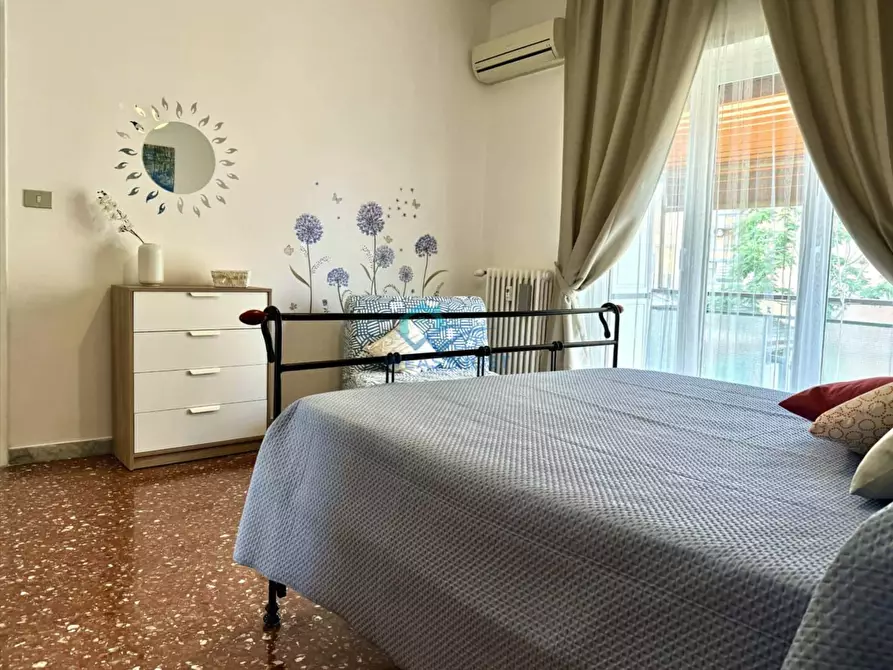 Immagine 1 di Appartamento in affitto  in Via Anassimandro39 a Roma