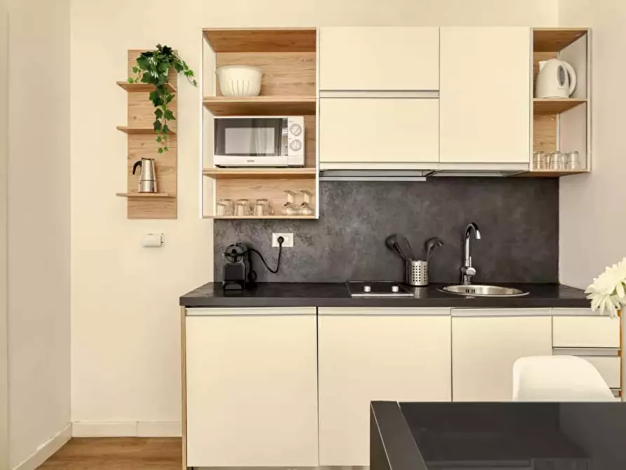 Immagine 2 di Appartamento in affitto  in Via Vittoria Colonna48 a Milano