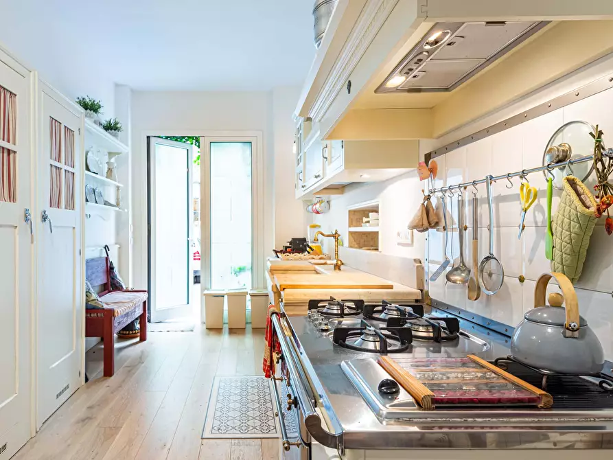 Immagine 19 di Appartamento in affitto  in Via Andrea Appiani5 a Milano