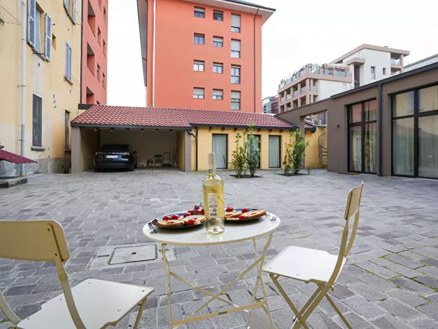 Immagine 4 di Appartamento in affitto  in Via Marcantonio dal Re16 a Milano